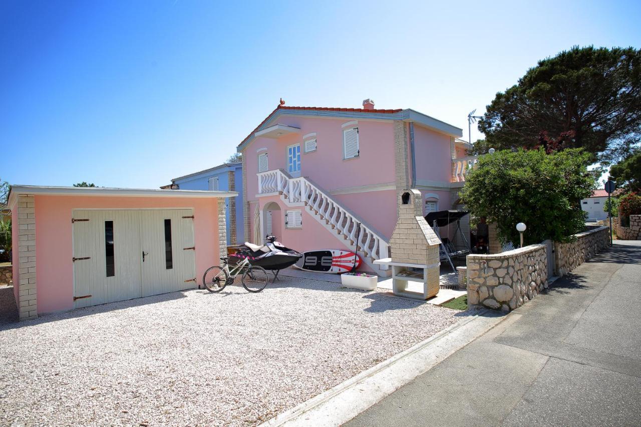 Apartment Tk Vir